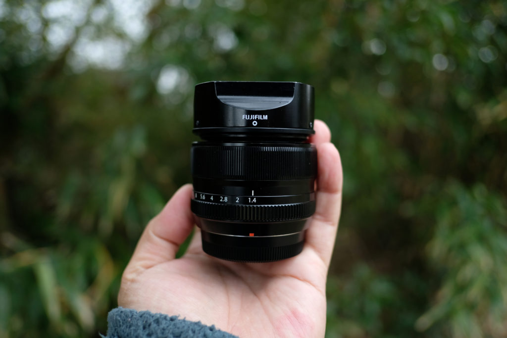 XF35mm F1.4 R 52mmプロテクターレンズ付き-